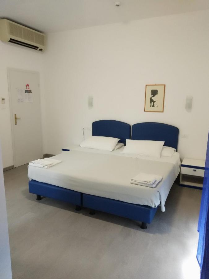 Hotel Otello Punta Marina Eksteriør billede