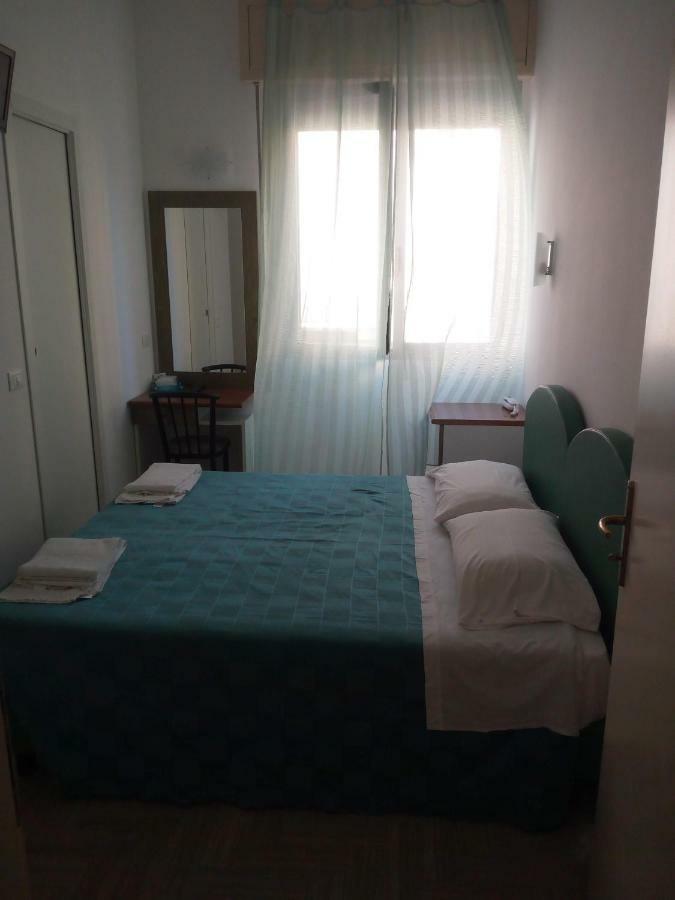 Hotel Otello Punta Marina Eksteriør billede