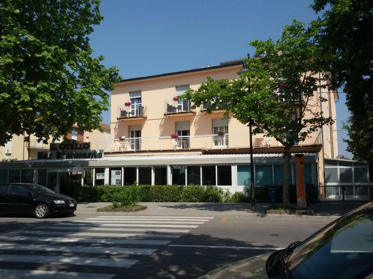 Hotel Otello Punta Marina Eksteriør billede